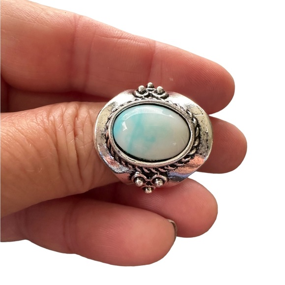 Vintage Look Silver and Sky Blue with White Center Stone Ring - Picture 2 of 6